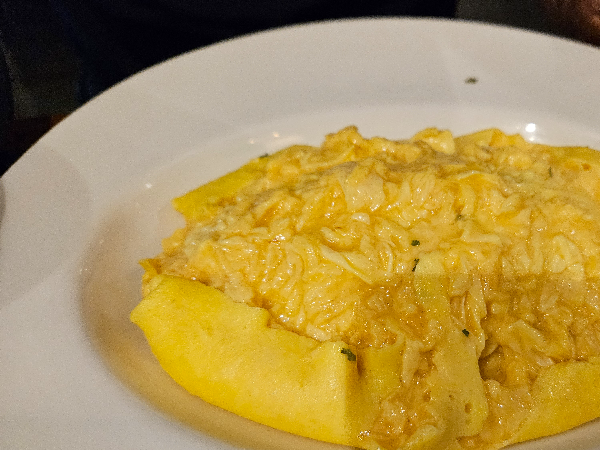 꽃이 핀 오므라이스