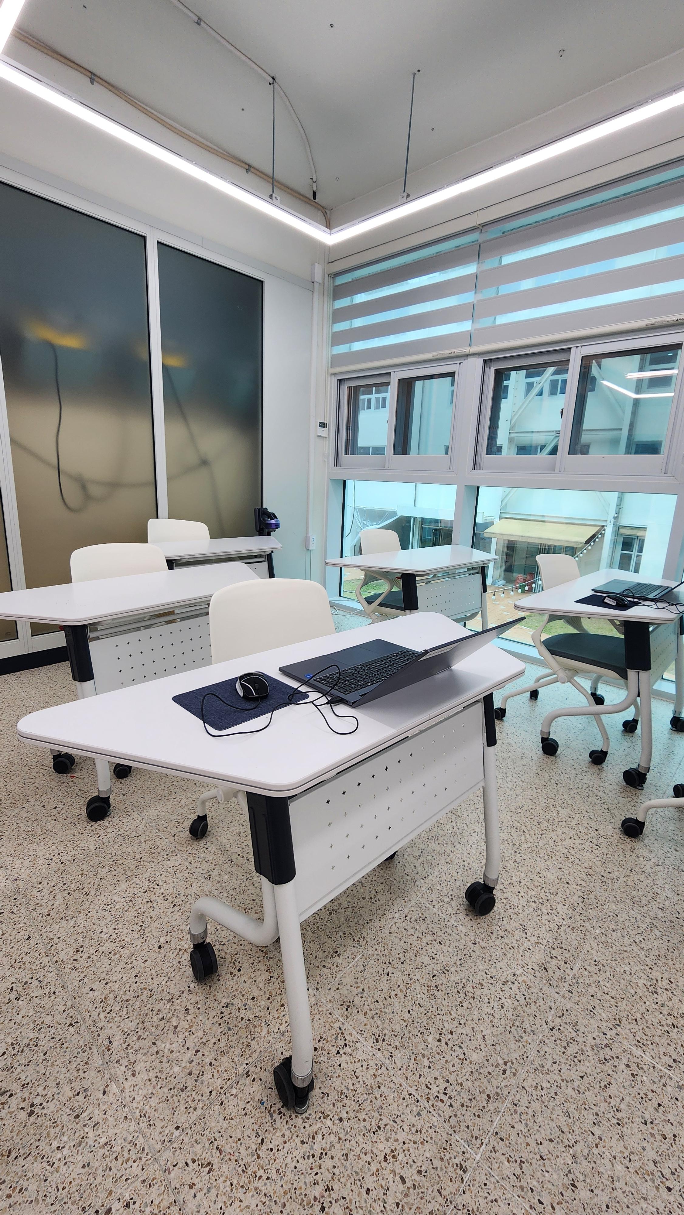 부산남부메이커센터 3D프린터 자리