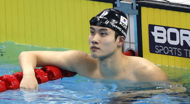 황선우 예선 1위