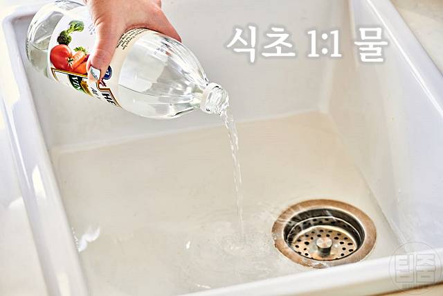 뿌연 유리컵 투명하게 유리잔 하얀얼룩 와인잔물자국 제거