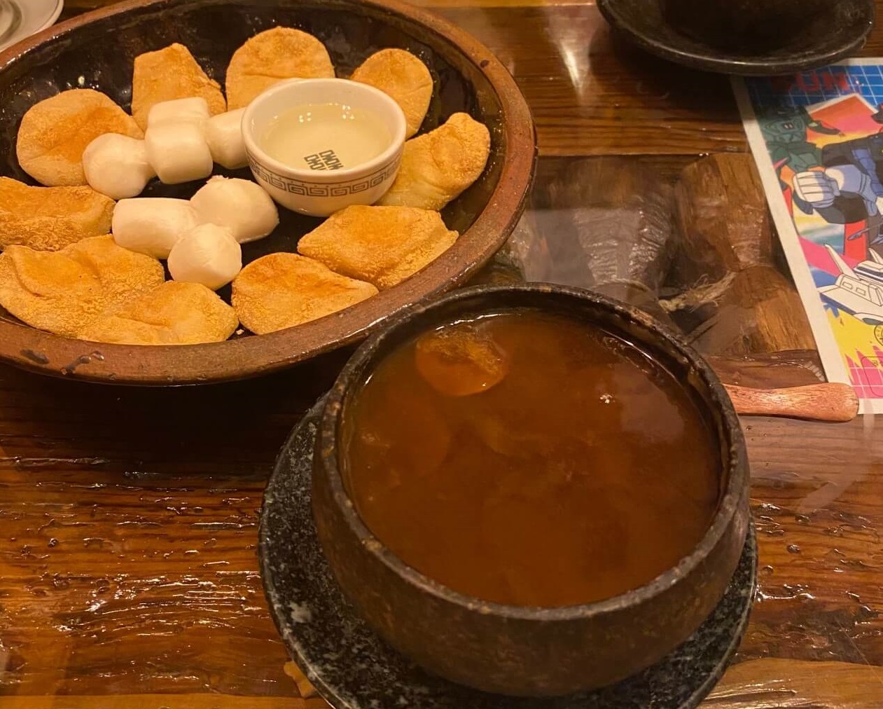 오늘N 2513회 커피 한잔할래요? 전북 남원 올드카와 5만여 점 골동품이 한옥 공간을 가득 채운 이색카페 옛사랑1962