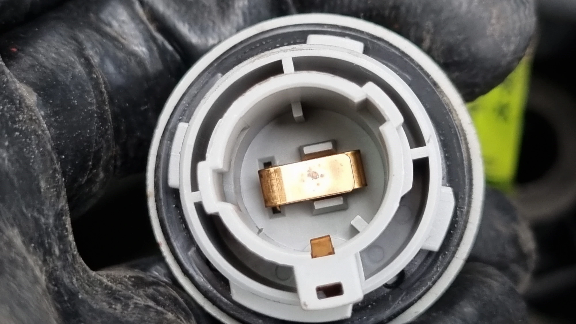 램프 끼우는 위치