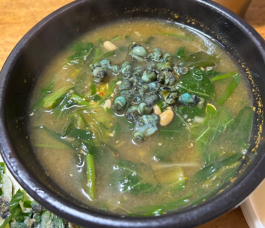생방송투데이 외국인의 밥상 충북 영동군 황간 다슬기 국밥 맛집 원조동해식당 생방송투데이 3775회