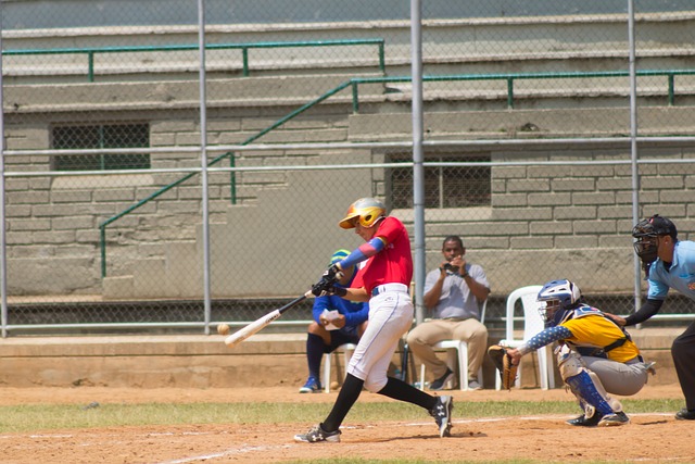 9번타자! 안타를 통해 상위타선으로 기회을 이어갑니다!