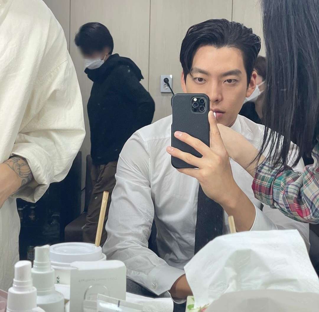 김우빈 프로필
