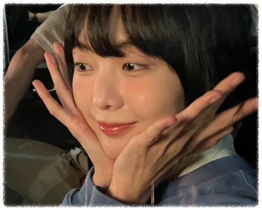 금새록 프로필