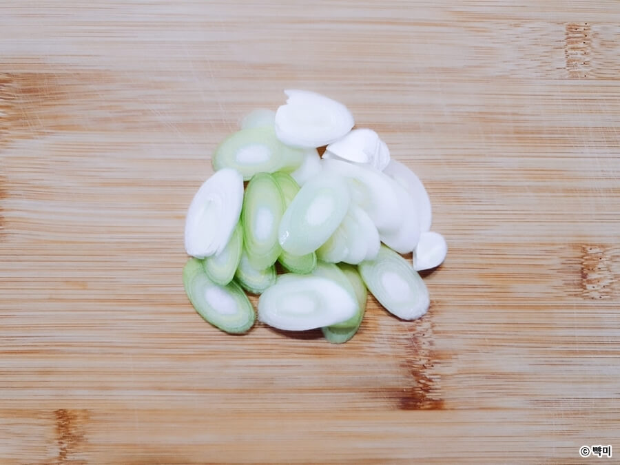 콩나물국-맛있게-끓이는-법-비린내-없이