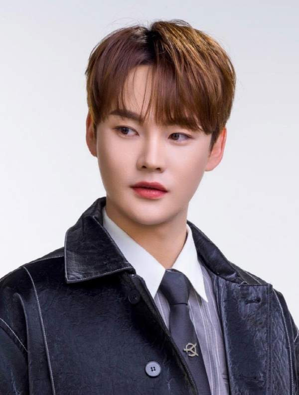 박서진 나이 프로필 고향 학력 성형 병역 가족사 근황 총정리 (2026년 최신판)