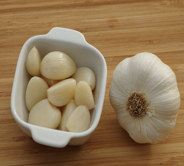 혈압-낮추는-음식-마늘