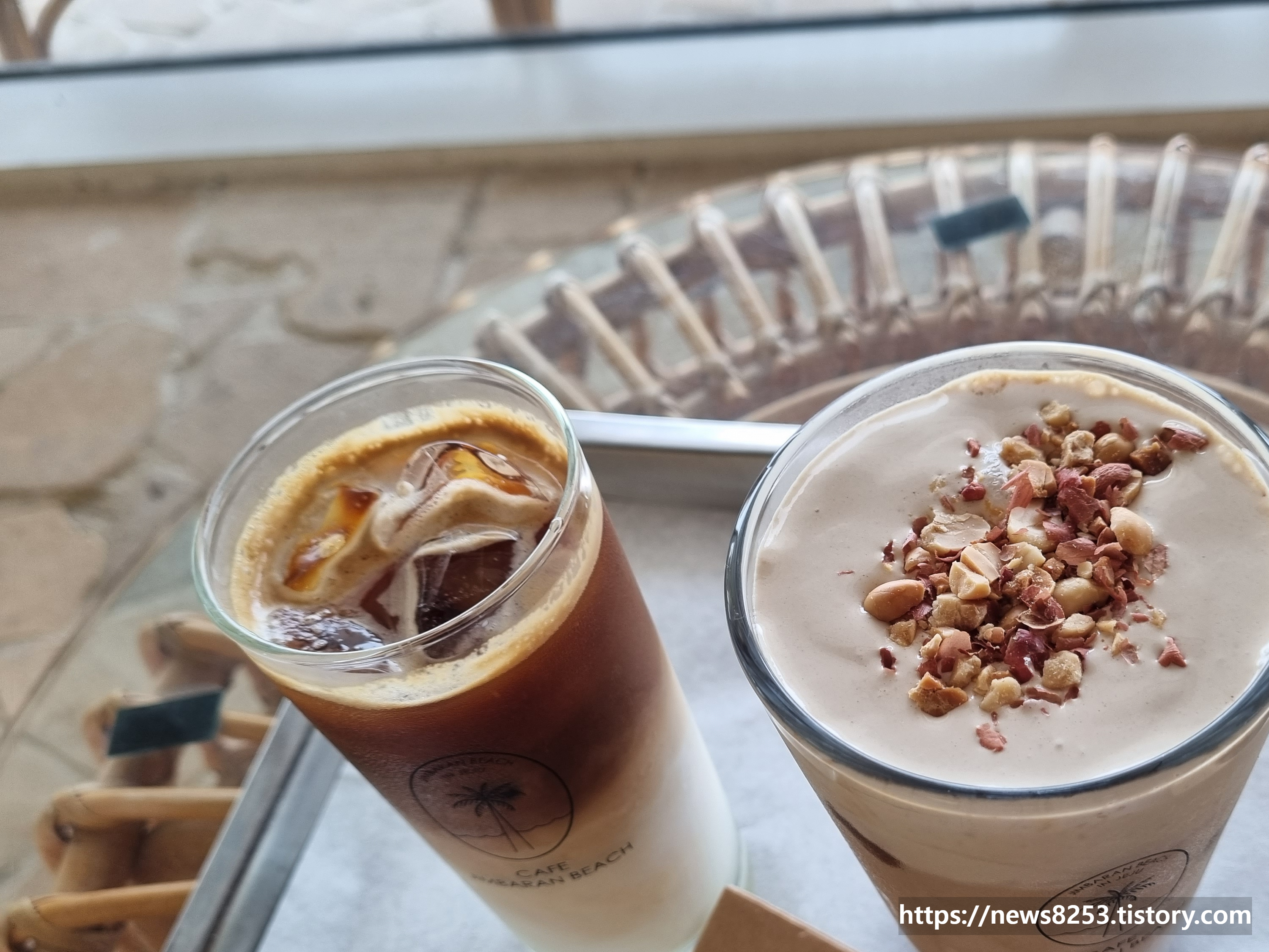 일반 라떼 & 땅콩라떼