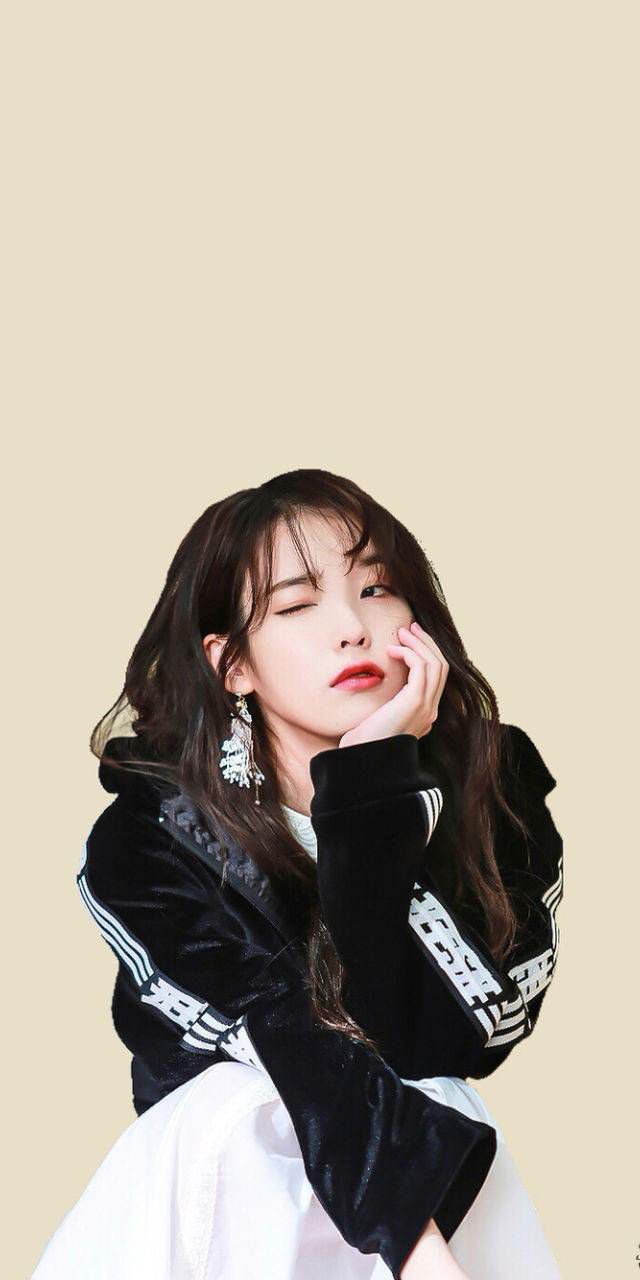 아이유 사진 모음 / 무대 코디 패션 / 일상 사복 패션
