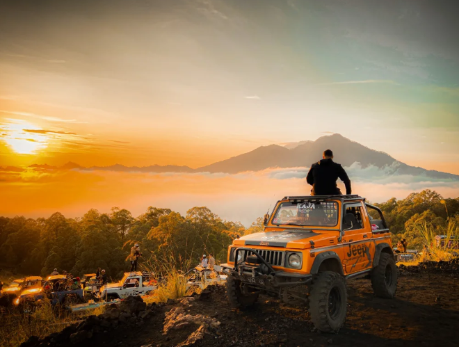 바투르 화산 일출 지프 투어