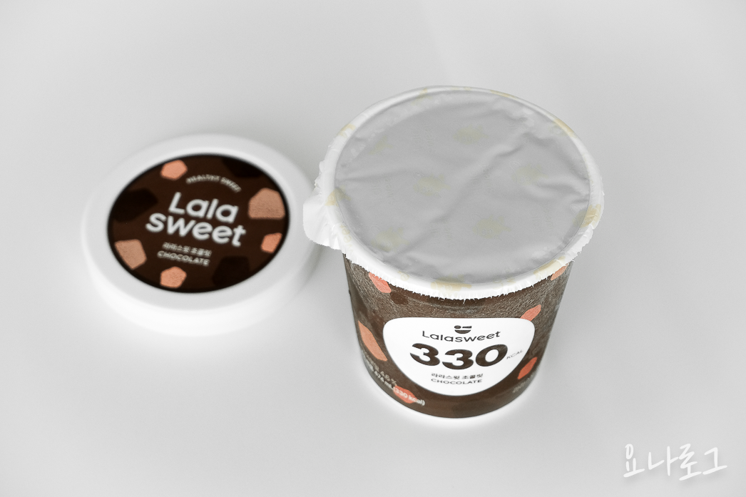 라라스윗 라라스윗초코바 라라스윗아이스크림 라라스윗초코아이스크림 저당아이스크림 저칼로리아이스크림 아이스크림추천 편의점신상 편의점아이스크림 편의점간식 초코아이스크림 다이어트간식 저칼로리식단 식단관리