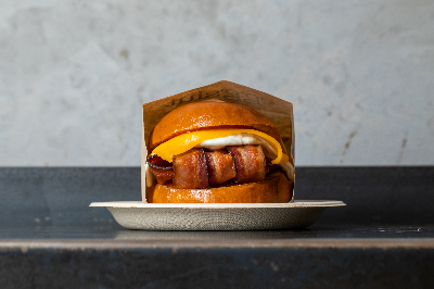 더현대-에그슬럿