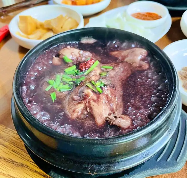 여름 보양식 흑미특전복삼계탕, 꾸지뽕전복삼계탕 삼계탕 맛있는 곳 추천