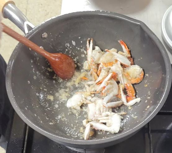 튀긴 꽃게 + 양념장