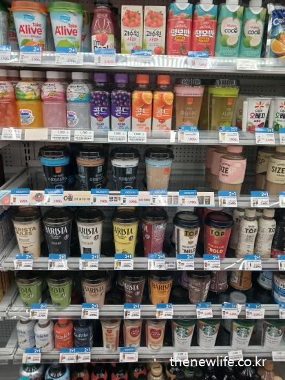 편의점에서 판매 중인 당이 첨가된 마른비만 유발하는 각종 음료수들