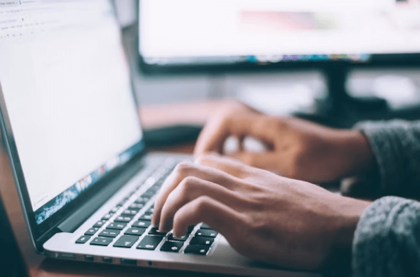 베이직스 베이직북 노트북: 가성비 좋은 노트북 찾고 있다면