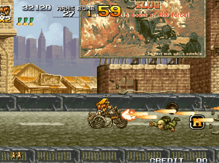 오토바이를-타고-적들을-공격하는-화면