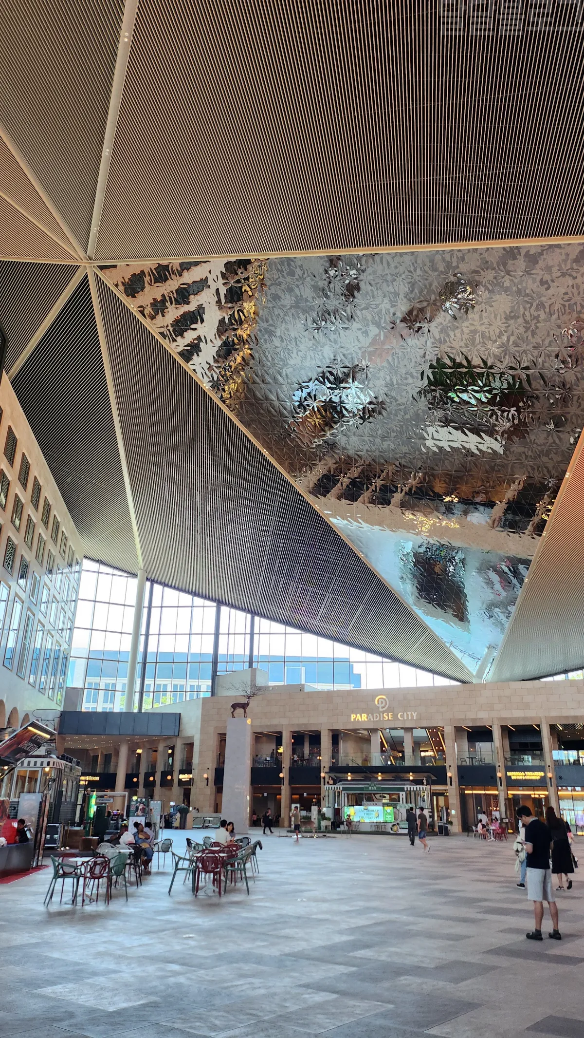 파라다이스시티-플라자-모습