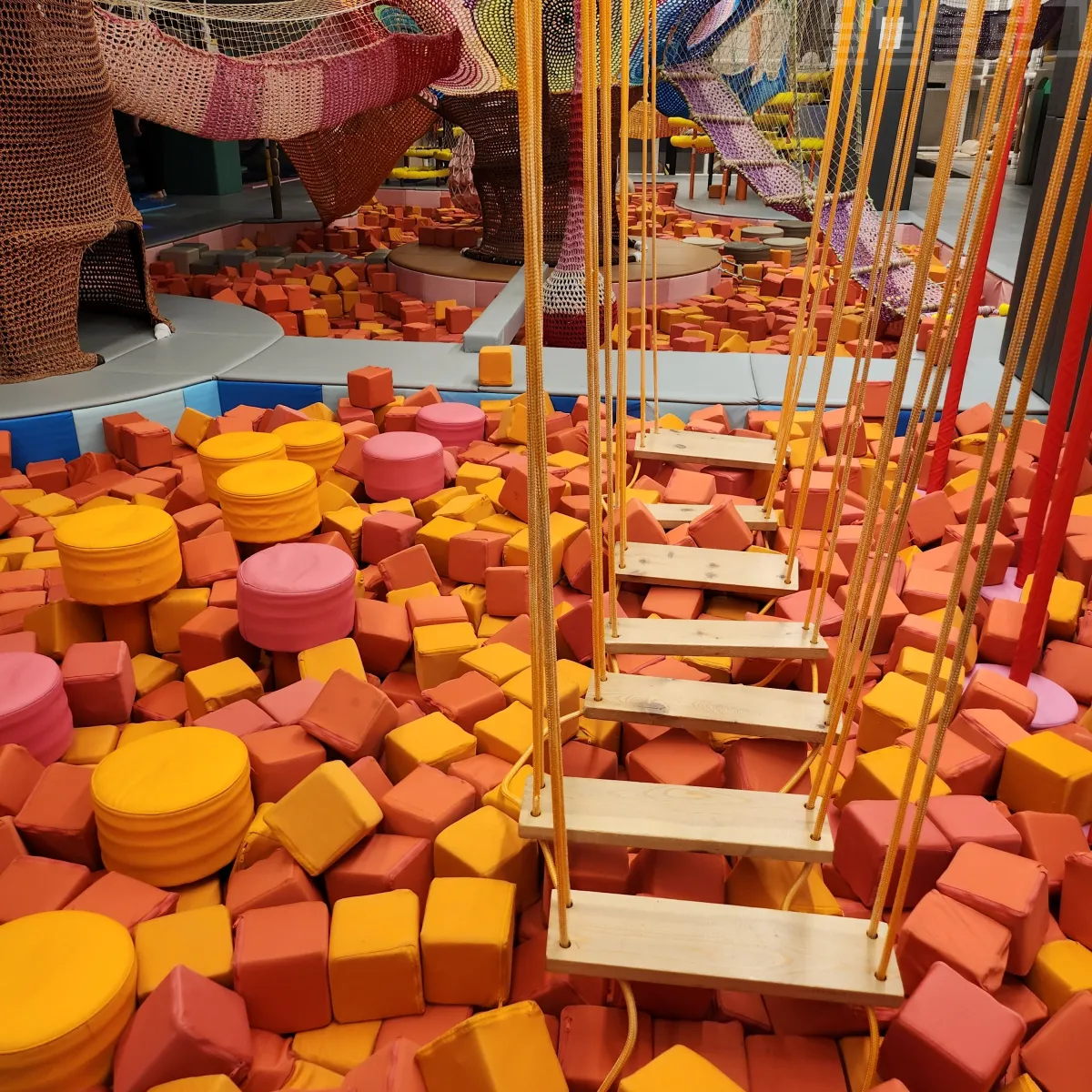 건대-키즈카페-퐁퐁플라워-칼라-트리존