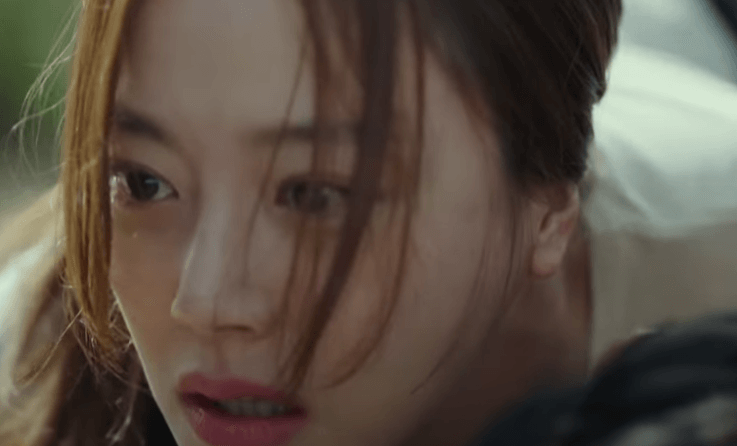 다시 살아 움직이며