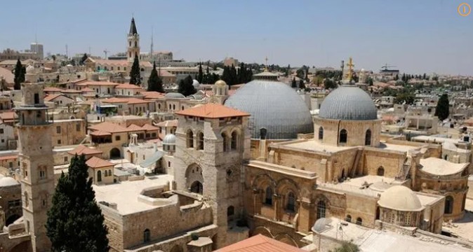 성묘교회의 외부 전경