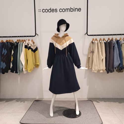 코데즈컴바인 컬러풀 후드 스트링 롱 기모 원피스 CHD-OP504WA