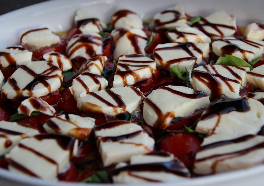 발사믹식초 드레싱의 모습