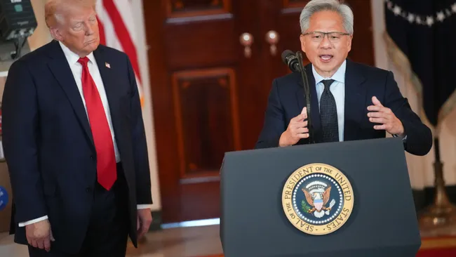 트럼프 대통령, AI정책 발표 중