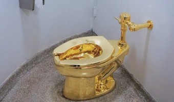 요즘-유명-식당에서-가끔-볼-수-있는-황금-변기