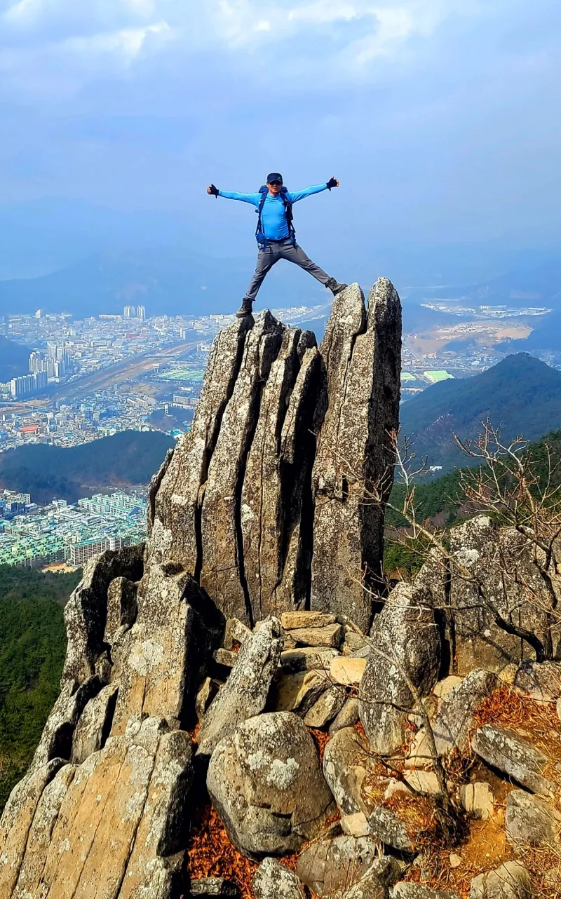 부산 장산 합장바위