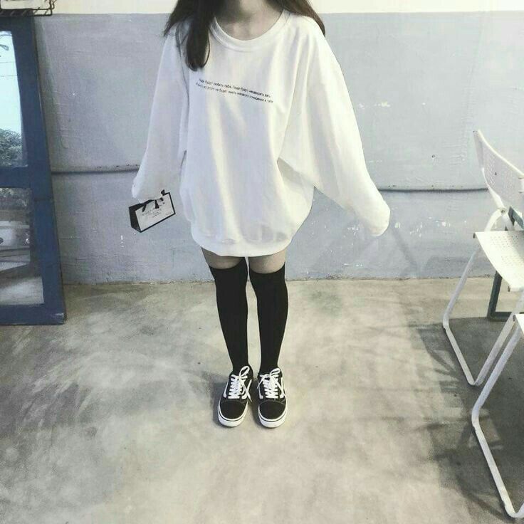 여성스러우면서도 귀여운 여자패션