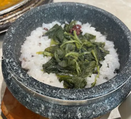 돌솥