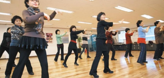 ์๋์ด ์ ์ฐ์ ์ด๋, ๊ฑด๊ฐ ์๋ช
์ ๋๋ฆฌ๋ ์ต๊ณ ์ ์ต๊ด