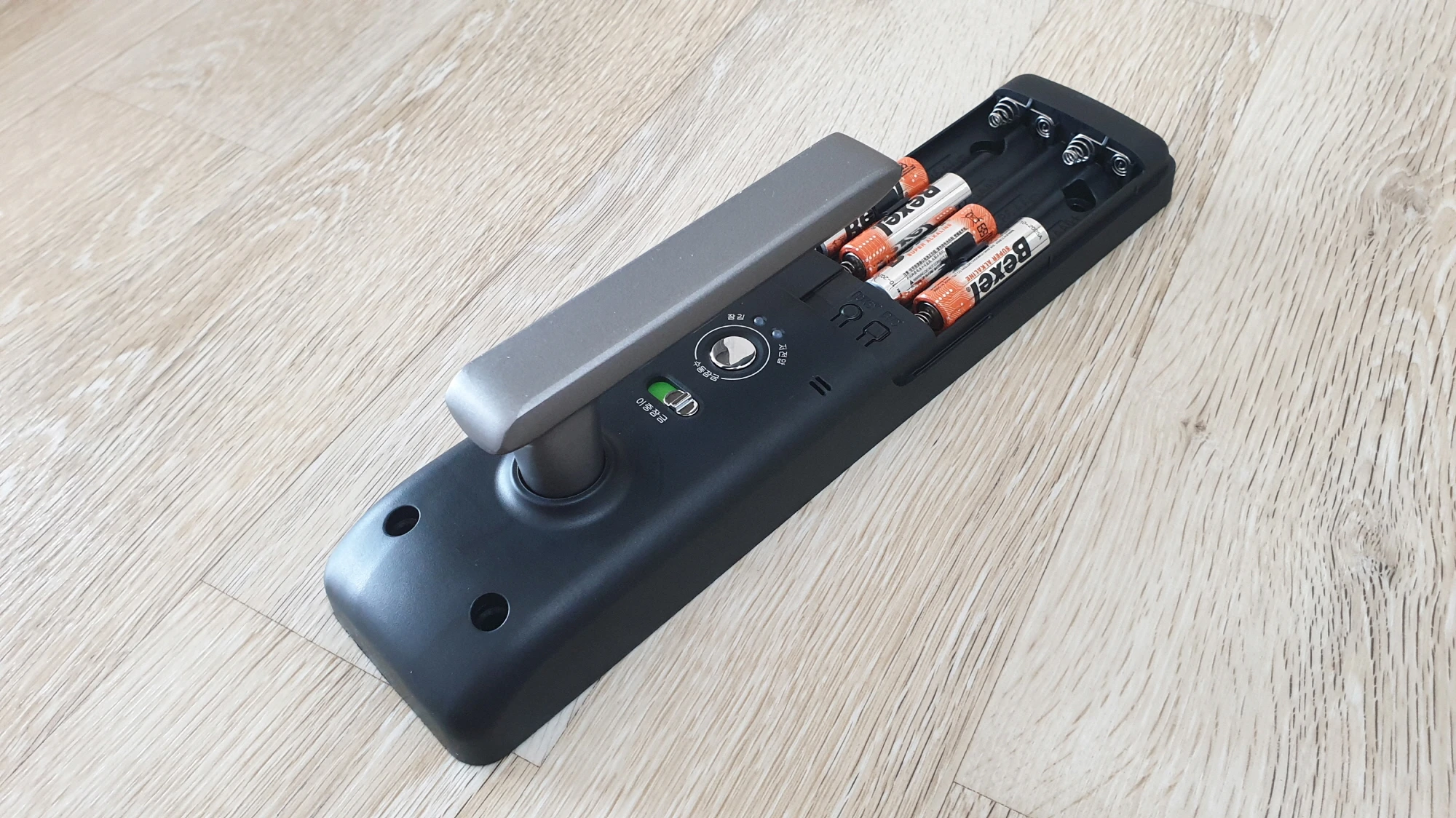 레버 도어록 손잡이 정렬 모습