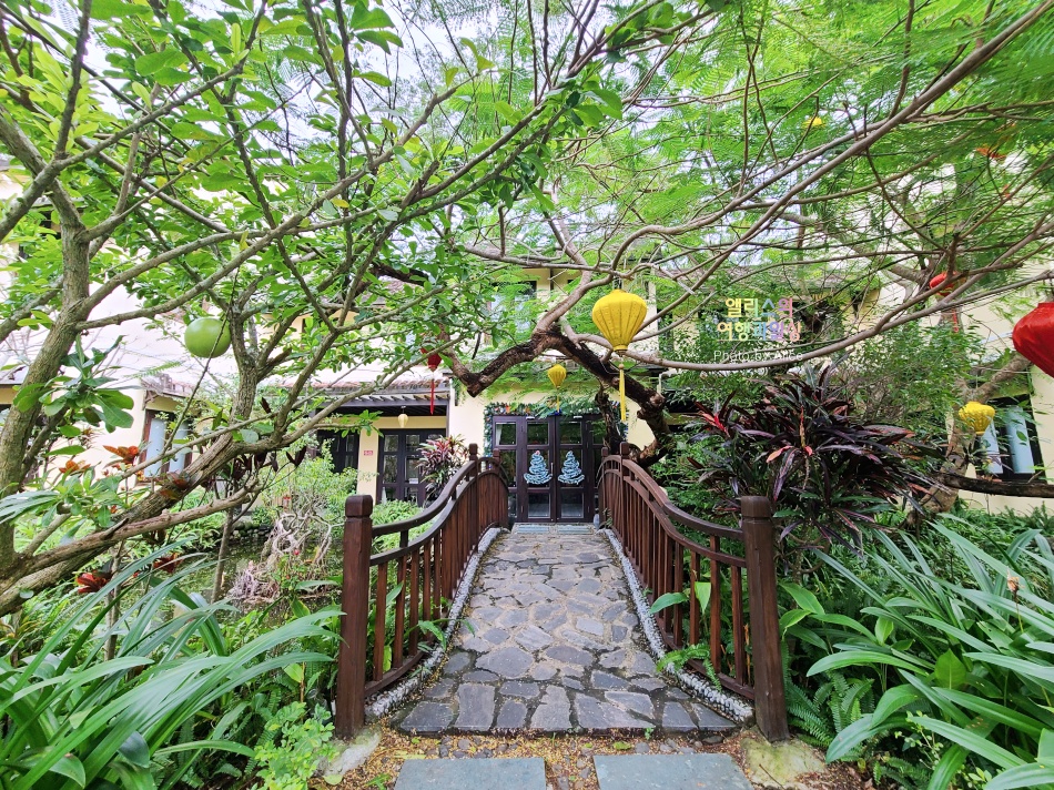 호이안 멀베리 컬렉션 실크빌리지 리조트 부대시설, 야외 수영장