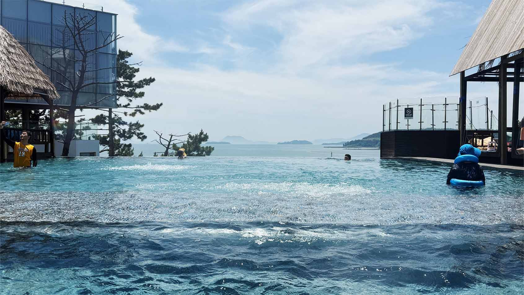 여수라테라스리조트-워터파크후기-깔라까따수영장