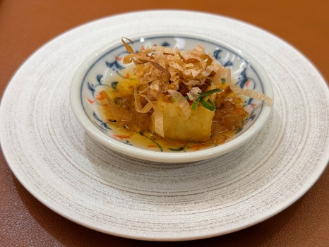 오마카세 오사이초밥 (연두부튀김)