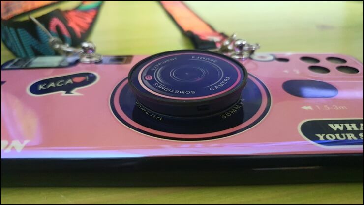 그립톡을-넣은-핸드폰케이스