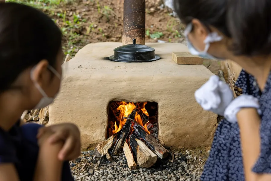 장작불 가마솥 밥 짓기 체험