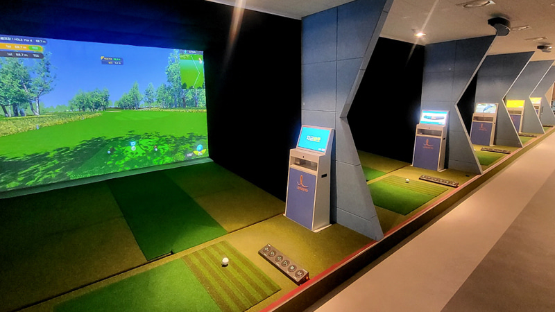 비가 오거나 한파가 몰려와도 파크골프를 즐길 수 있습니다. 레저로스크린파크골프 소개 (일산풍동점)