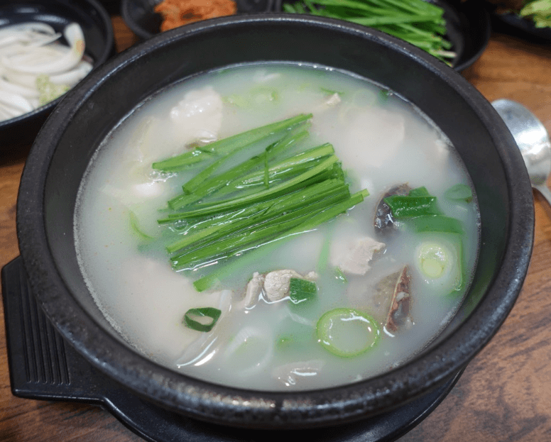 생생정보통 고기듬뿍 돼지국밥 대구 달성군 맛집