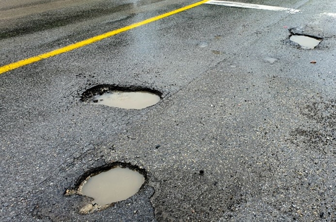 강동구 포트홀 사고