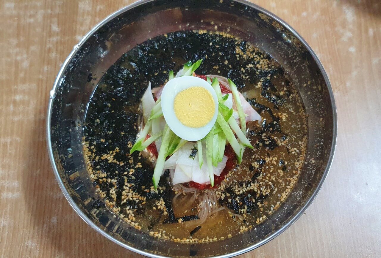 오늘N 세상 속으로 철원 메밀막국수 맛집 한탄강막국수&#44; 철원여행 오늘N 2584회 강원도 철원의 주상절리길&#44; 고석정&#44; 고석정 꽃밭&#44; 한탄강 막국수 맛집