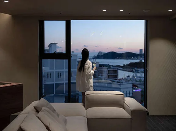 흘로 부산