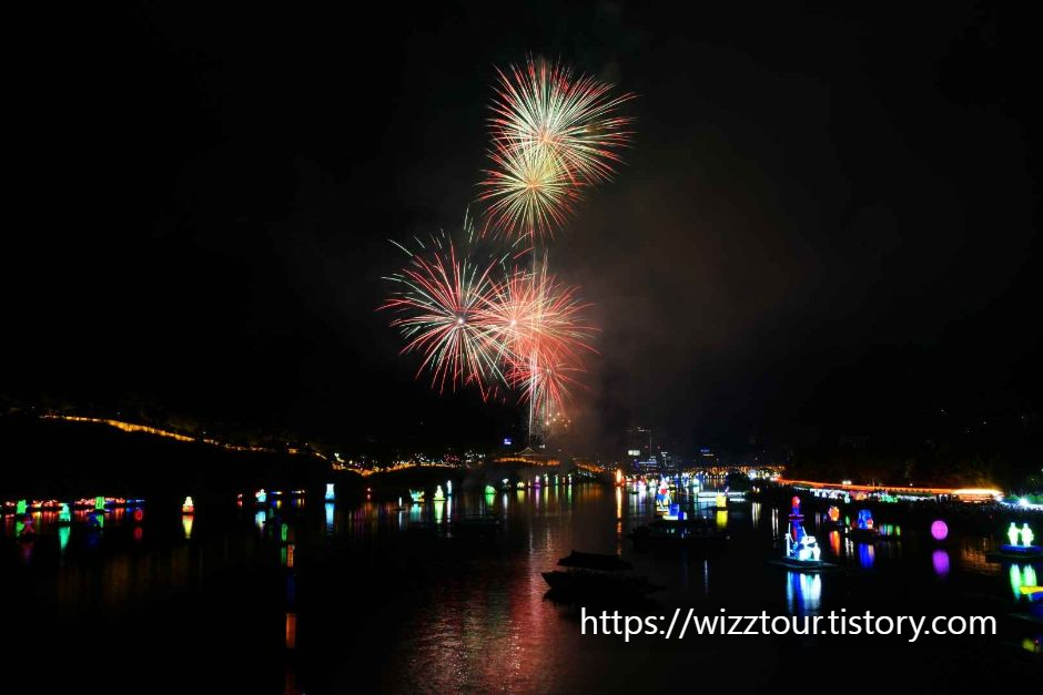 진주 유등축제 불꽃쇼