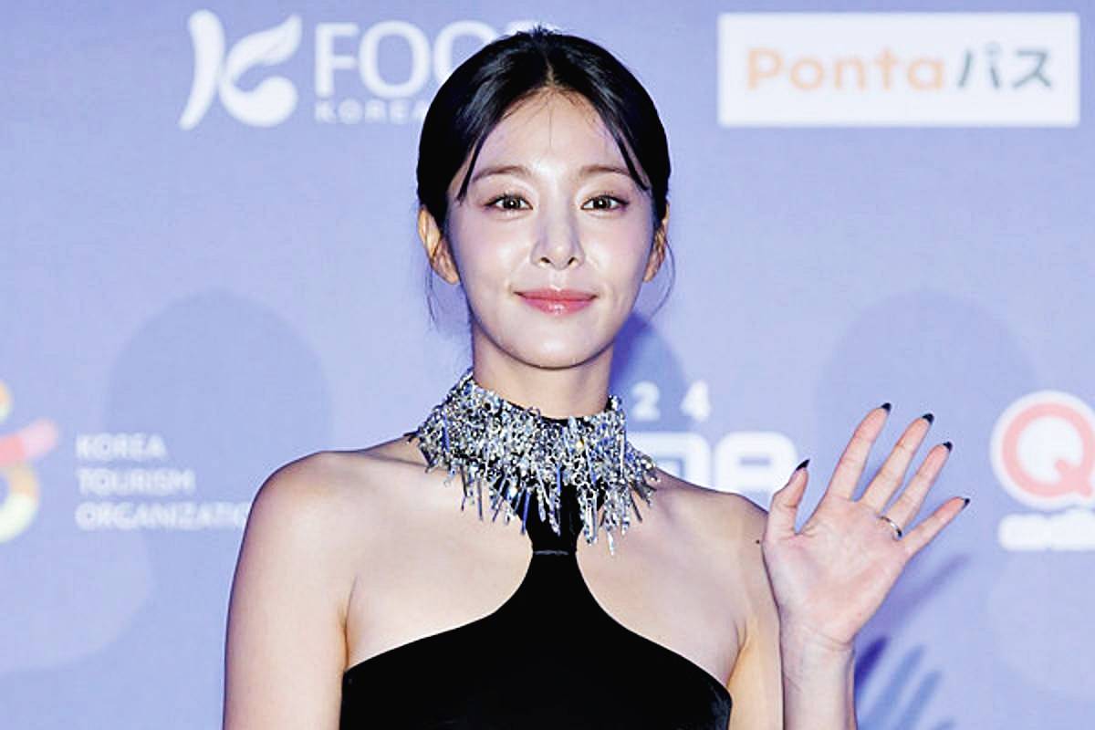 설인아