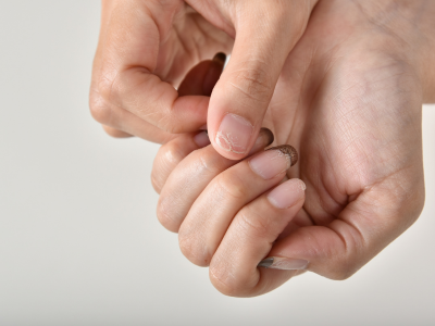 손톱 건강관리 TIP 7가지 건강한 손톱