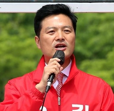김태우 강서구청장 프로필 나이 고향 학력 논란 및 강서구청장 보궐선거 출마 근황